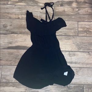 Loose-fitting Romper with waist tie